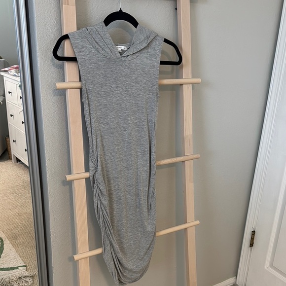 Gray Sleeveless Mini Dress - Picture 1 of 3